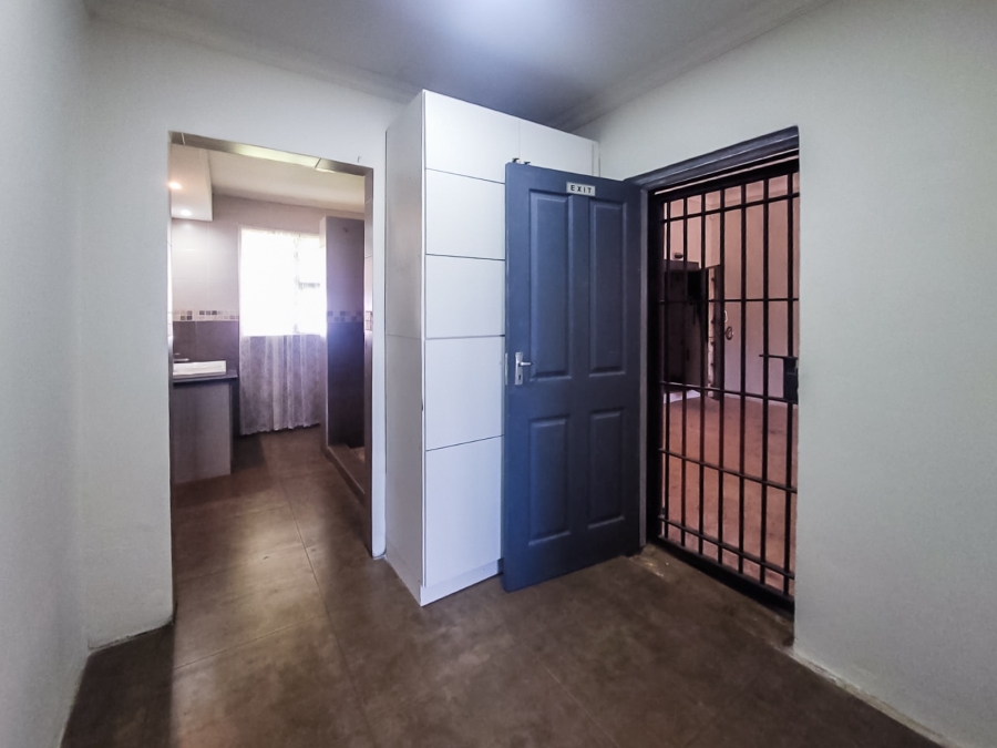 Commercial Property for Sale in Die Bult North West